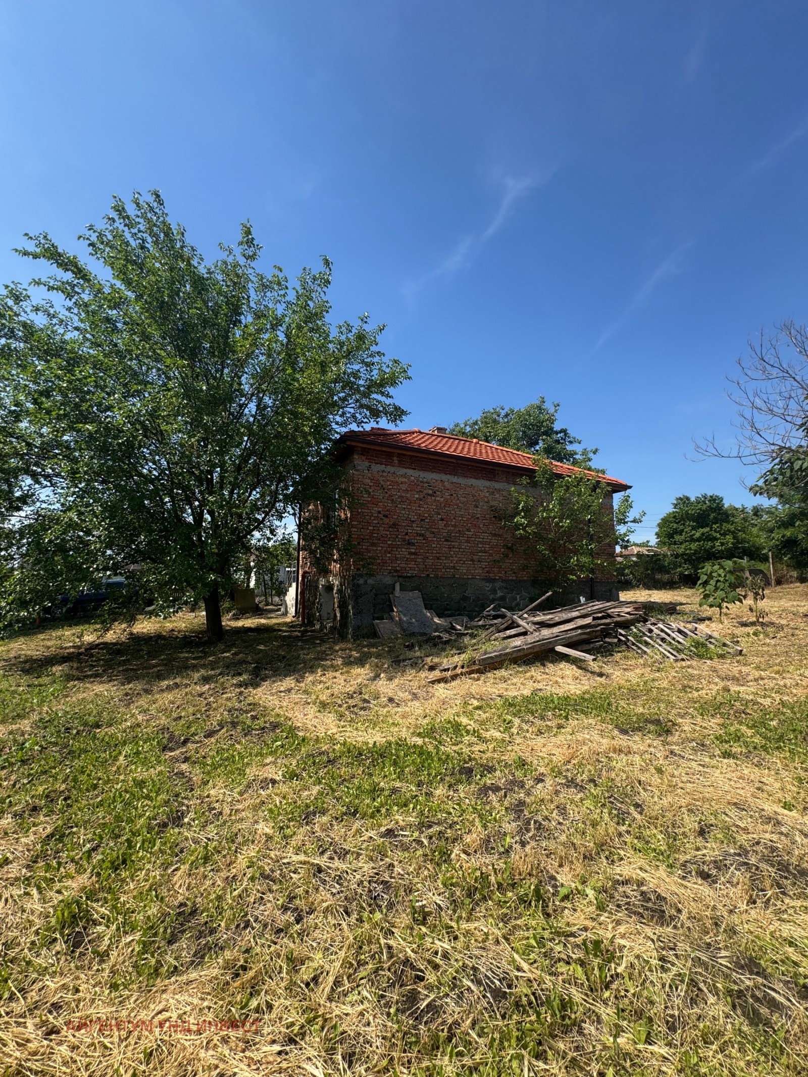 Продава КЪЩА, с. Ливада, област Бургас, снимка 3 - Къщи - 54759976