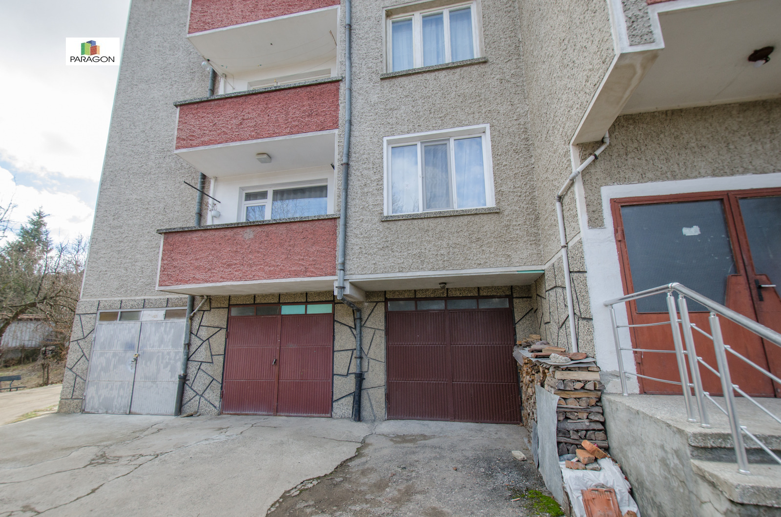 Продава ГАРАЖ, ПАРКОМЯСТО, гр. Габрово, Търсиите, снимка 3 - Гаражи и паркоместа - 54761003