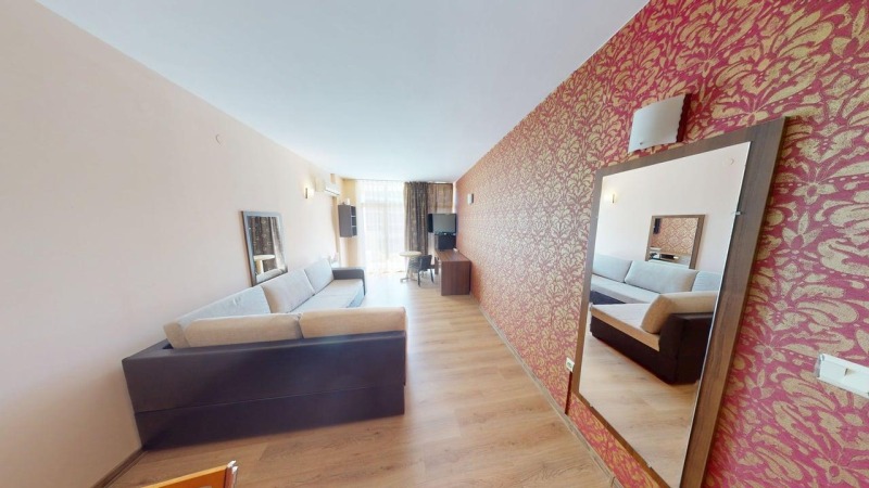 Продава  2-стаен област Бургас , к.к. Слънчев бряг , 67 кв.м | 79520979 - изображение [3]