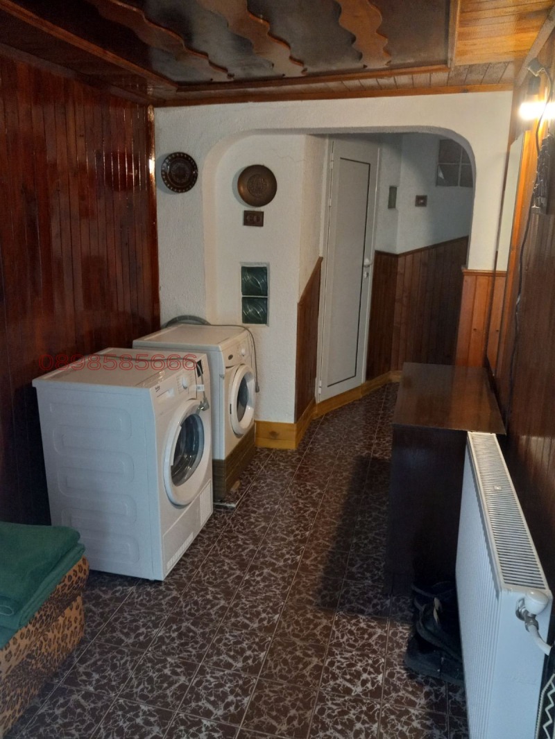 Продава  Етаж от къща град Перник , Църква , 78 кв.м | 77735261 - изображение [10]