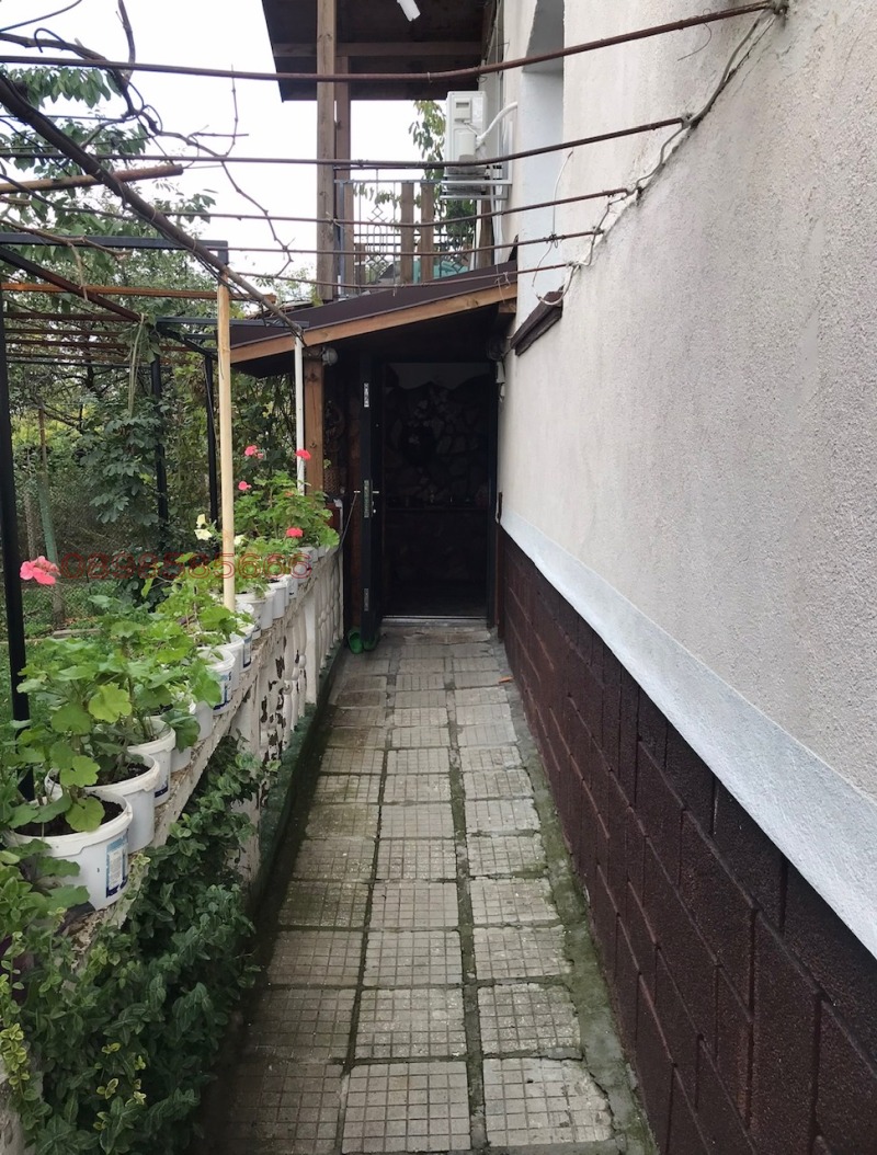 Продава  Етаж от къща град Перник , Църква , 78 кв.м | 77735261 - изображение [7]