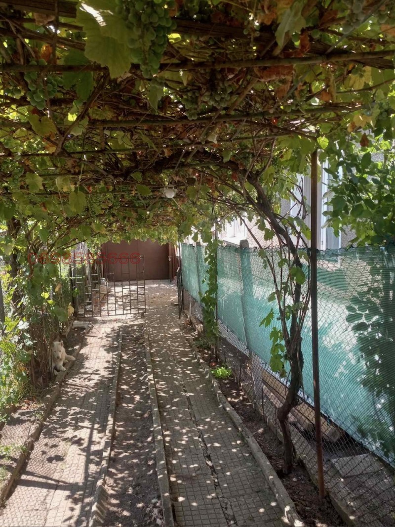 Продава  Етаж от къща град Перник , Църква , 78 кв.м | 77735261 - изображение [4]