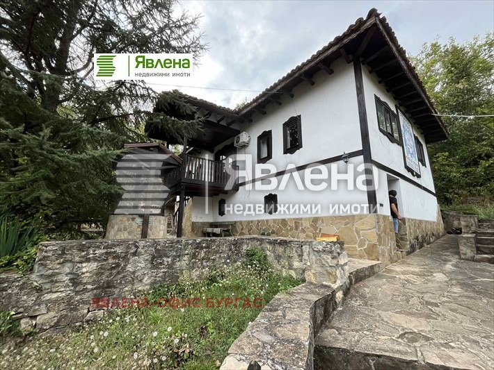 Na prodej  Dům oblast Shumen , Černi vrach , 220 m2 | 70319401 - obraz [2]