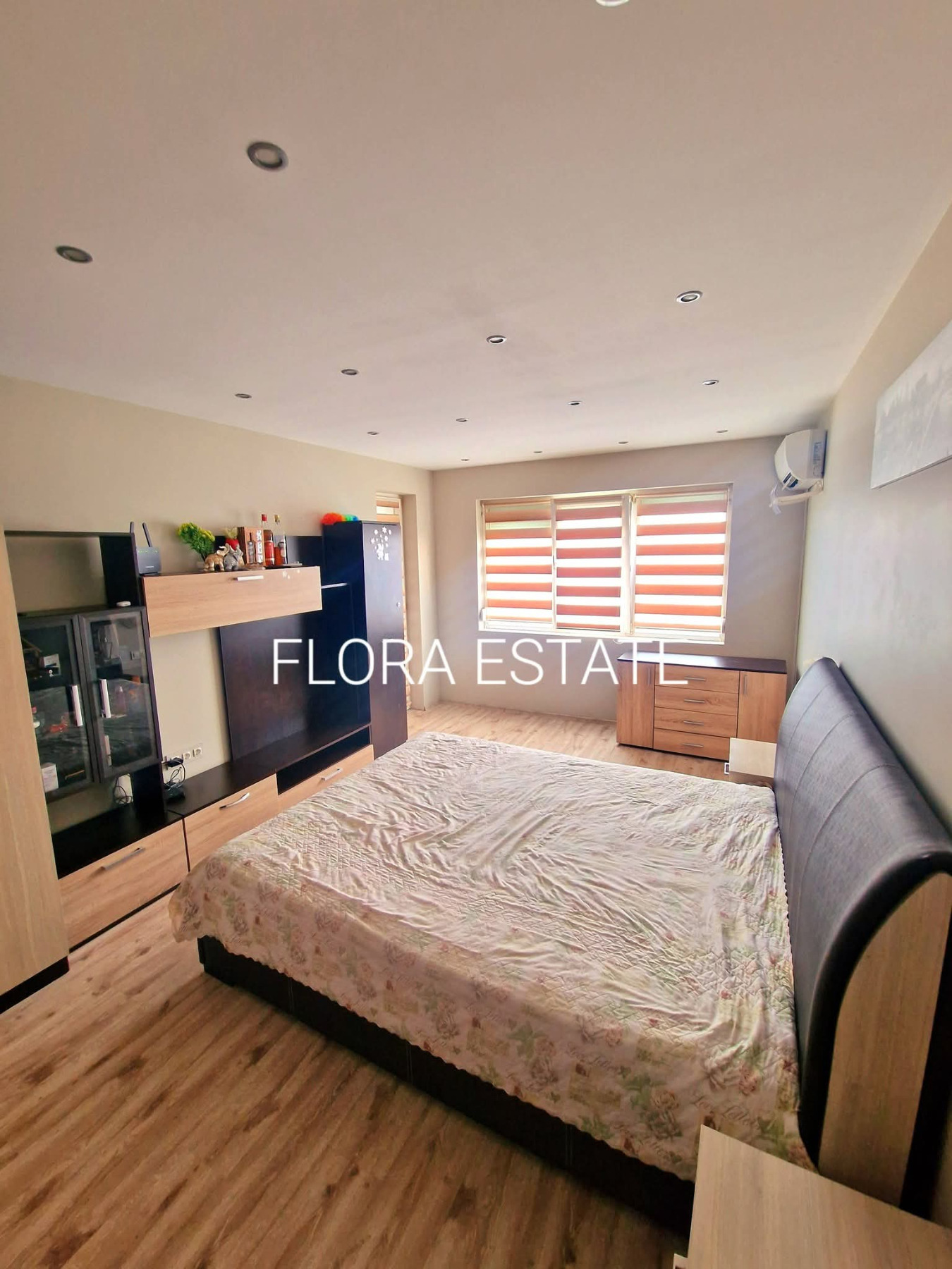 Продава 4-СТАЕН, гр. Добрич, Строител, снимка 6 - Апартаменти - 54238427