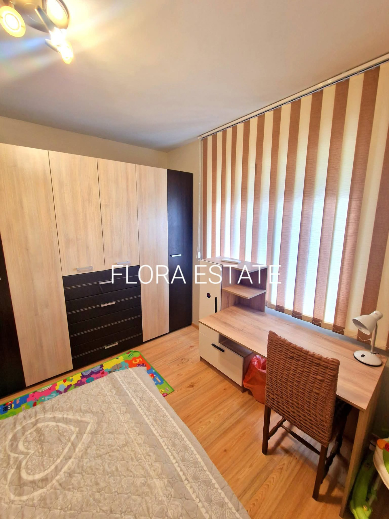 Продава 4-СТАЕН, гр. Добрич, Строител, снимка 10 - Апартаменти - 54238427