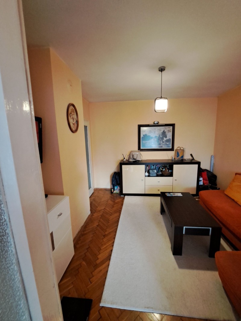 Продава 3-СТАЕН в град Бургас, Зорница - 61 кв.м / 140 000 € » 273 816.20 лв., ПОЛИПЕТ