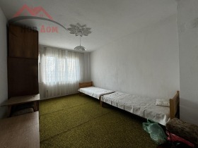 2 bedroom Akatsiya, Veliko Tarnovo 5