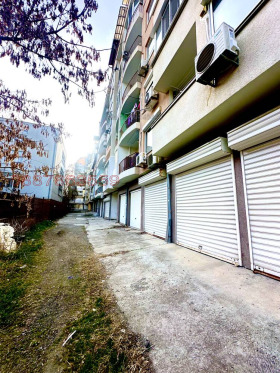 ГАРАЖ, ПАРКОМЯСТО, 17 m2