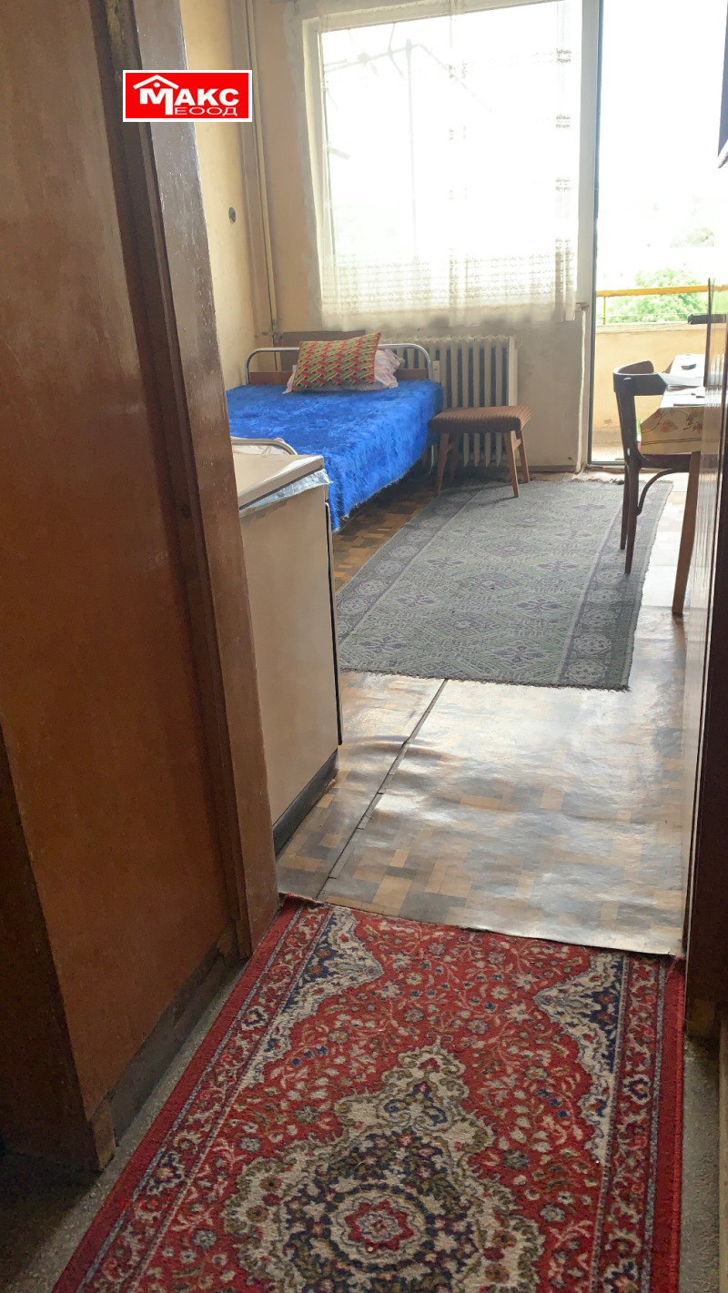 Na prodej  1 ložnice Pernik , Centar , 68 m2 | 43227411 - obraz [7]