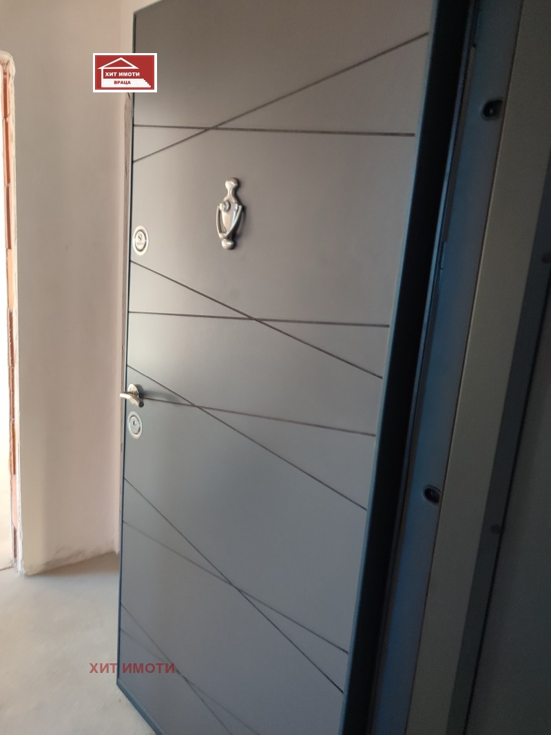 Продава 3-СТАЕН, гр. Враца, Център, снимка 12 - Апартаменти - 46543147