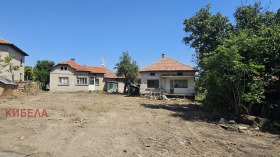 Къща гр. Гулянци, област Плевен