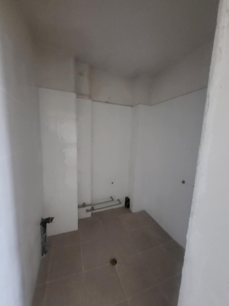 Продава  3-стаен град Плевен , 9-ти квартал , 97 кв.м | 91332360 - изображение [6]