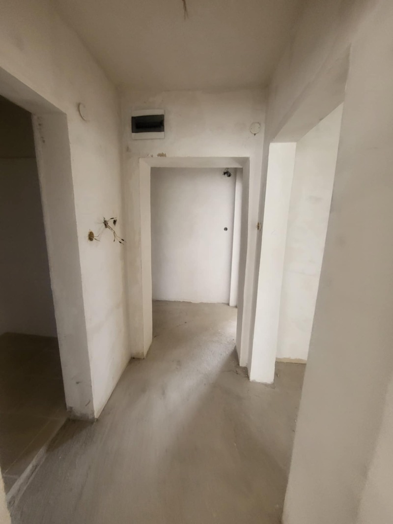 Продава  3-стаен град Плевен , 9-ти квартал , 97 кв.м | 91332360 - изображение [7]