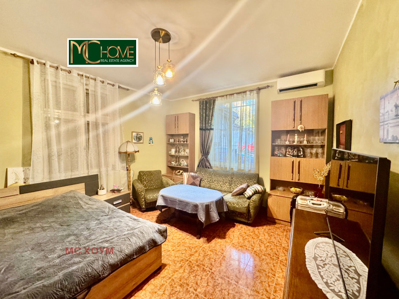 Продава  3-стаен град София , Център , 75 кв.м | 97161403 - изображение [2]