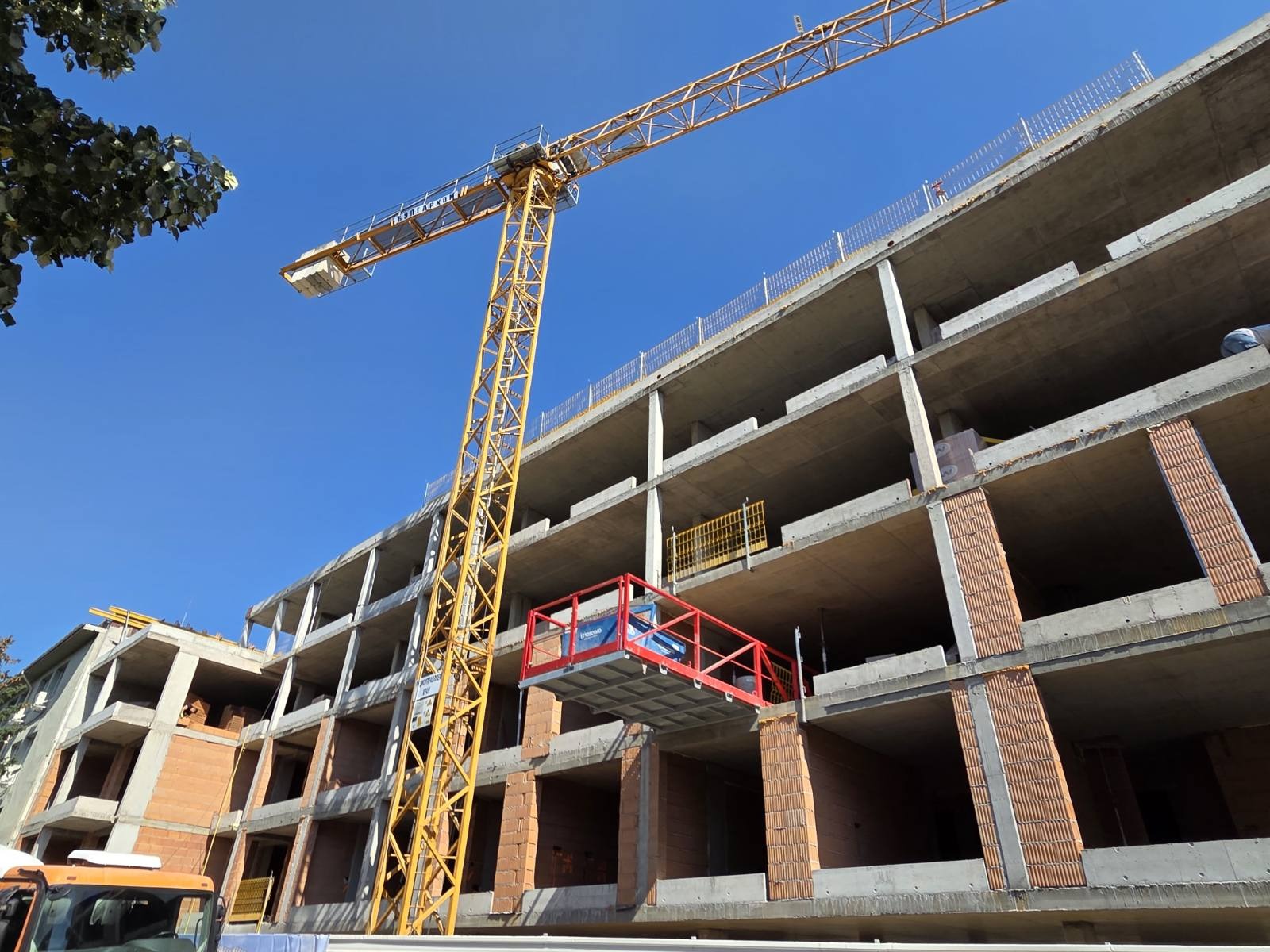 Продава 4-СТАЕН, гр. София, Гео Милев, снимка 2 - Апартаменти - 52076183
