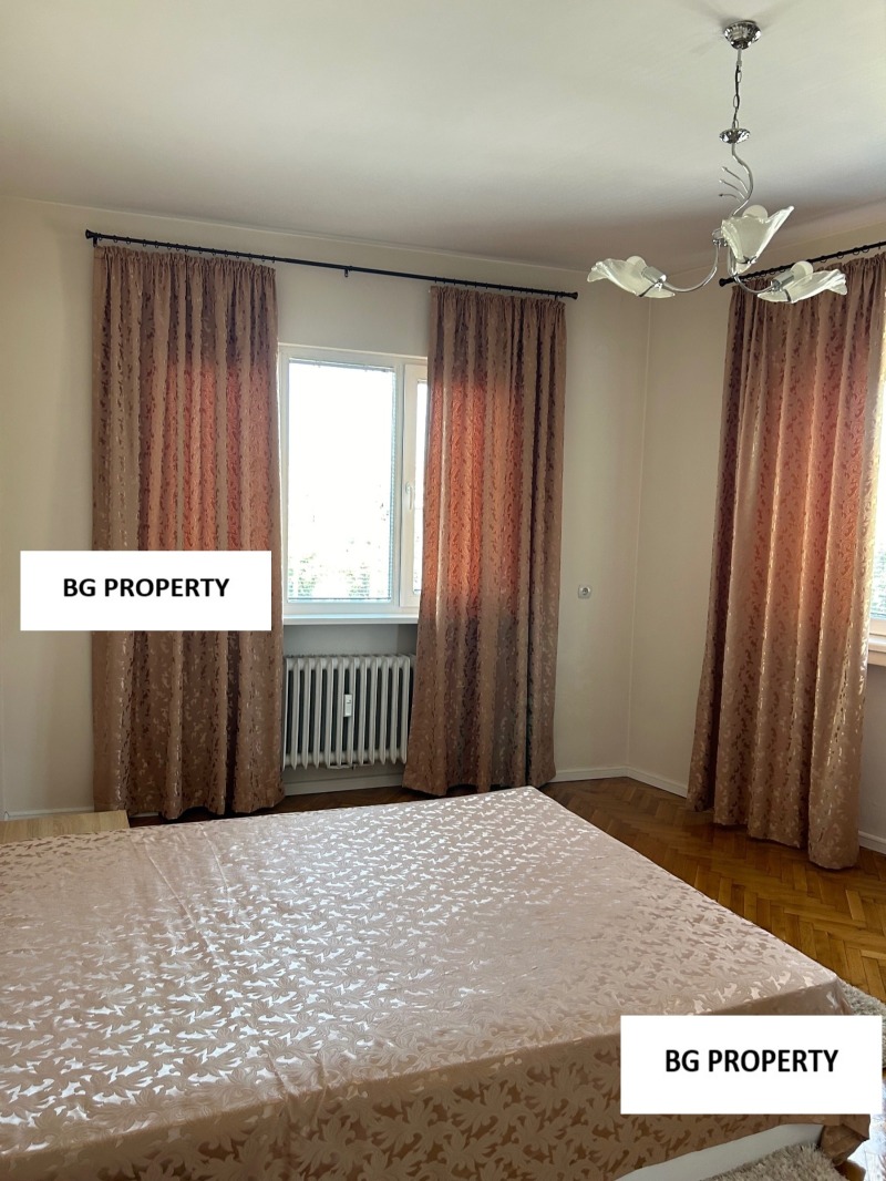 Na prodej  2 ložnice Sofia , Centar , 103 m2 | 28780078 - obraz [7]