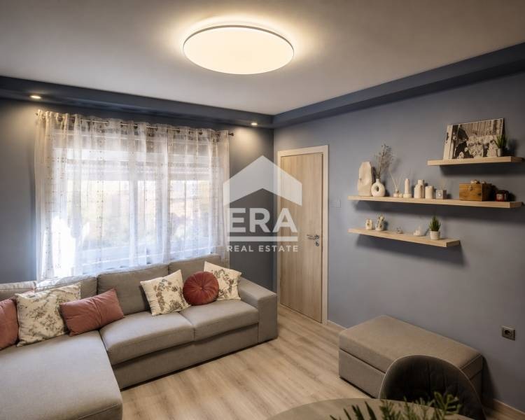 Продава КЪЩА, гр. Хасково, Овчарски, снимка 9 - Къщи - 54973538