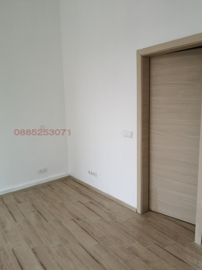 Продава  Магазин град Бургас , Славейков , 35 кв.м | 97699096 - изображение [4]