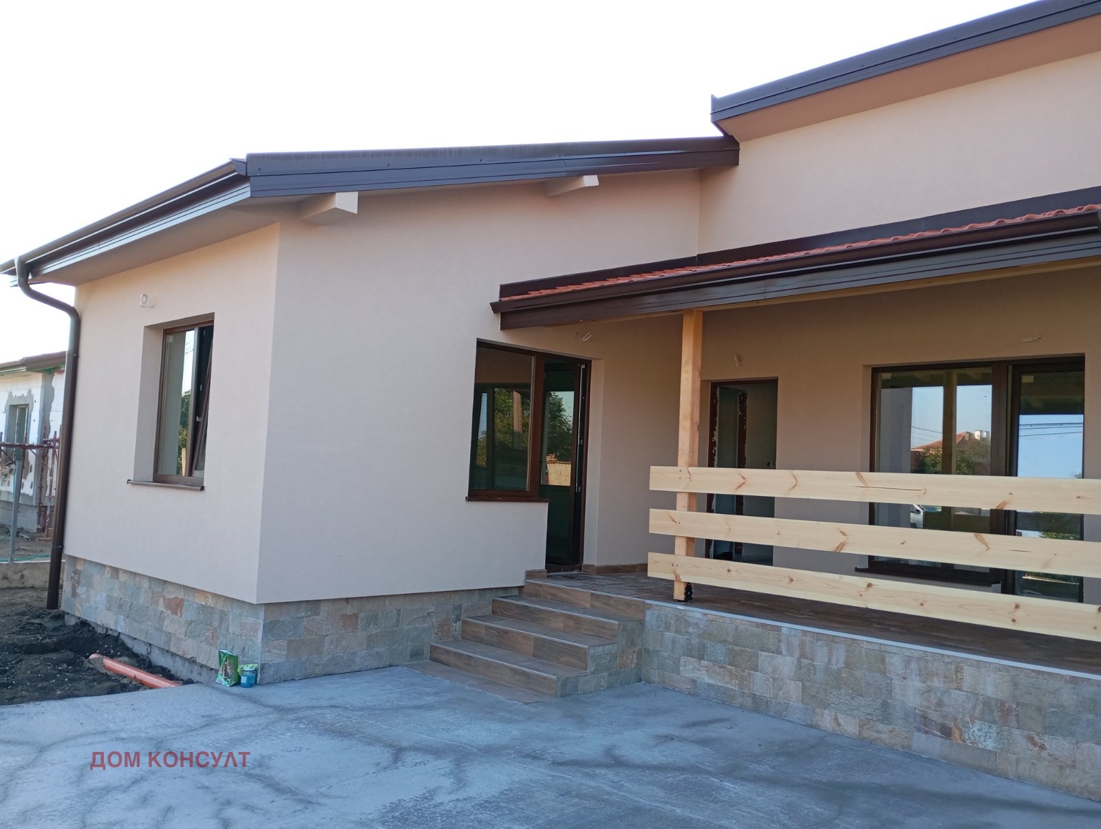 Продава КЪЩА, с. Маноле, област Пловдив, снимка 2 - Къщи - 55610682