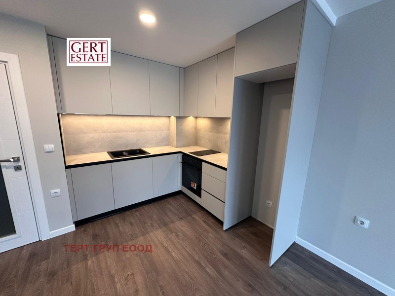 Продава 2-СТАЕН, гр. Пловдив, Христо Смирненски