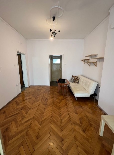 Продава  2-стаен, град София, Център •  272 000 EUR • ID 45429468 — holmes.bg - [1] 