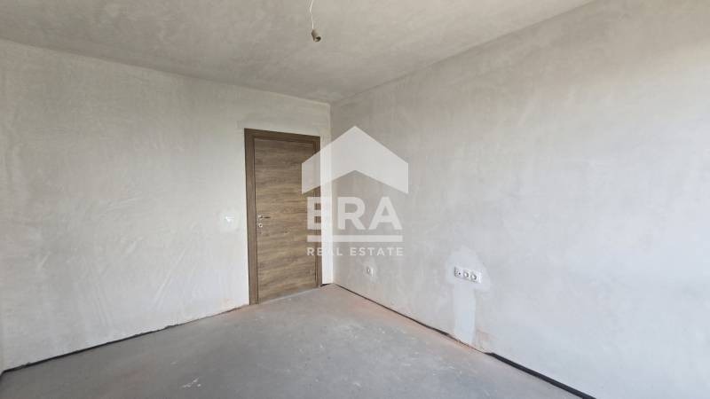 Myytävänä  2 makuuhuonetta Sofia , Ljulin 9 , 105 neliömetriä | 64403700 - kuva [4]