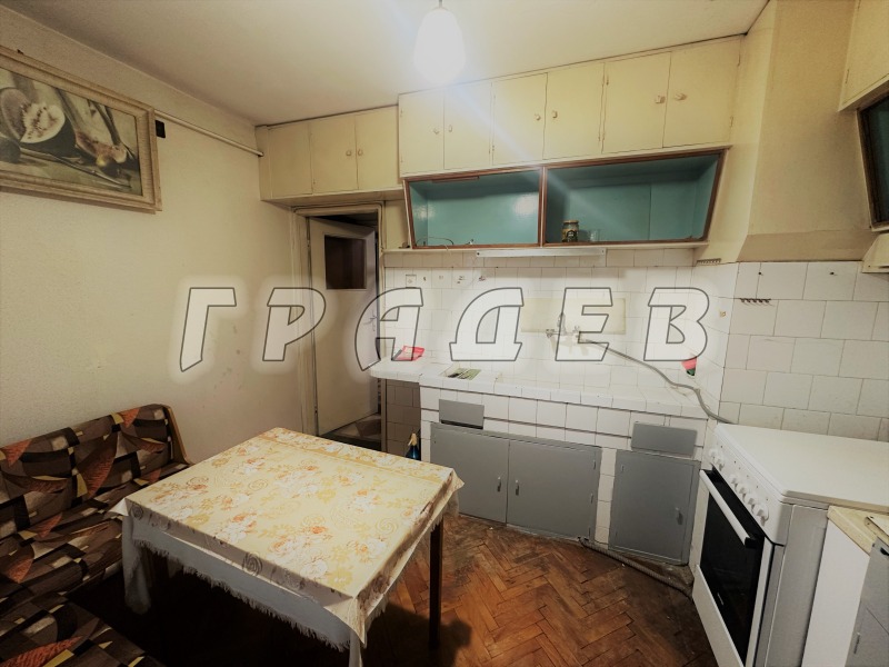 Продава 3-СТАЕН, гр. Русе, Възраждане, снимка 4 - Апартаменти - 52361568