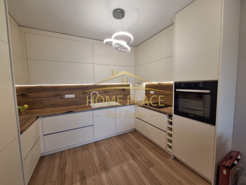 Продава  4-стаен град Варна , к.к. Св.Св. Константин и Елена , 136 кв.м | 27404131 - изображение [3]