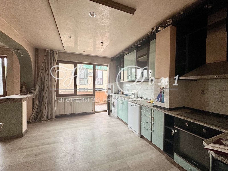 На продаж  3+ кімнати Пловдив , Кършияка , 221 кв.м | 82161069 - зображення [2]