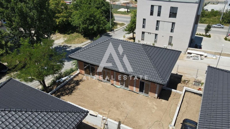 Myytävänä  Talo Pleven , Družba 2 , 192 neliömetriä | 80985755 - kuva [7]