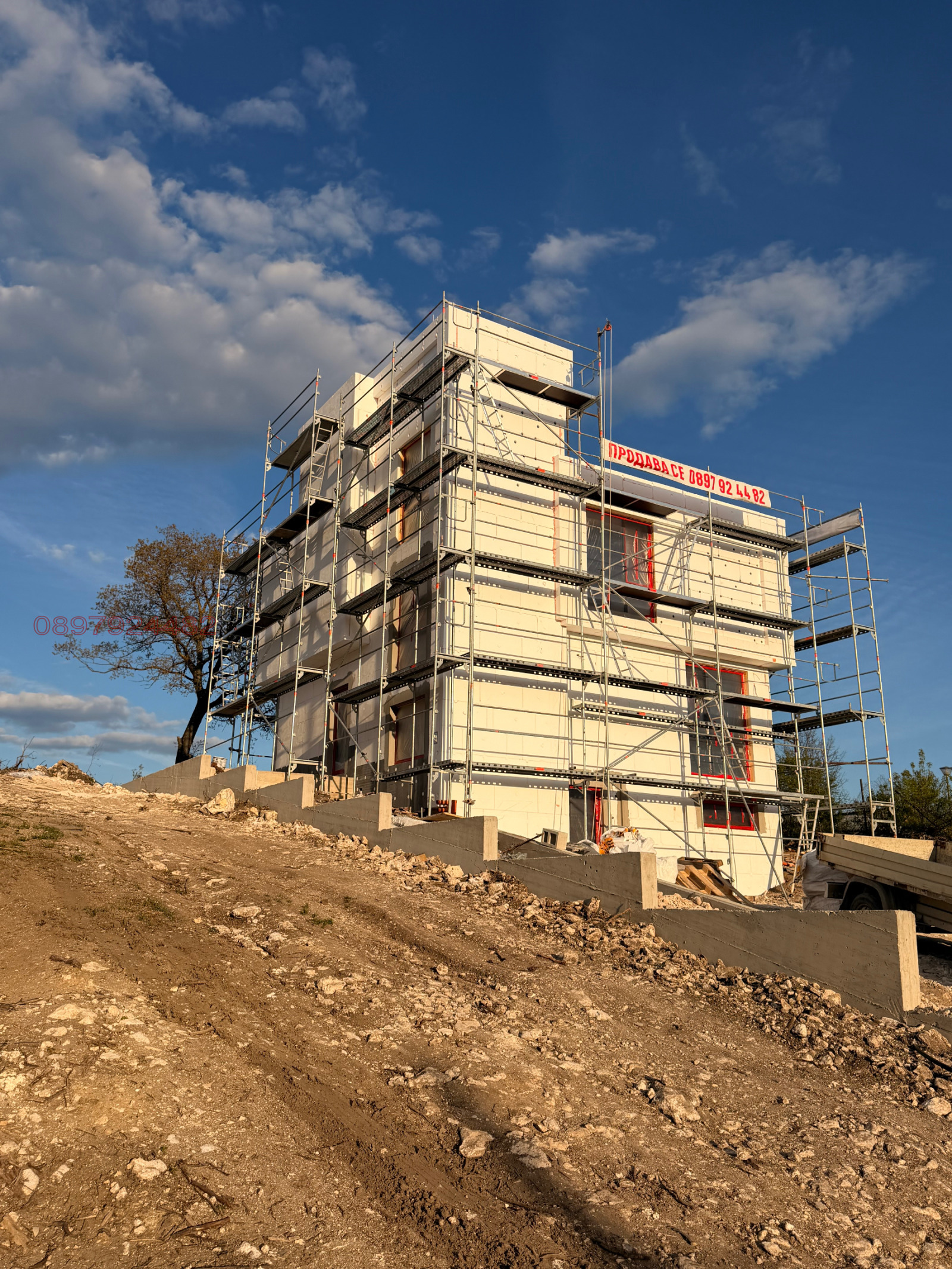 Продава КЪЩА, гр. Варна, м-т Горна Трака, снимка 2 - Къщи - 54297598