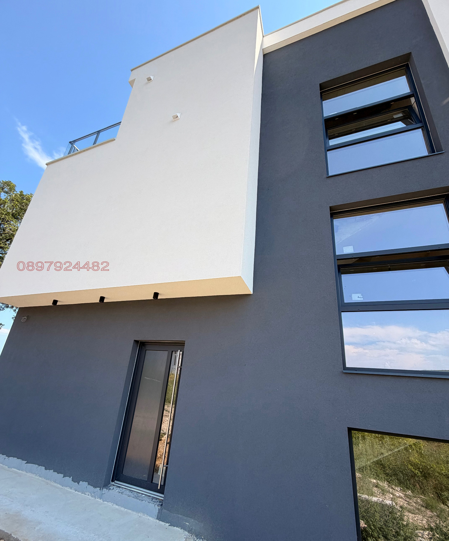Продава КЪЩА, гр. Варна, м-т Горна Трака, снимка 2 - Къщи - 54898243