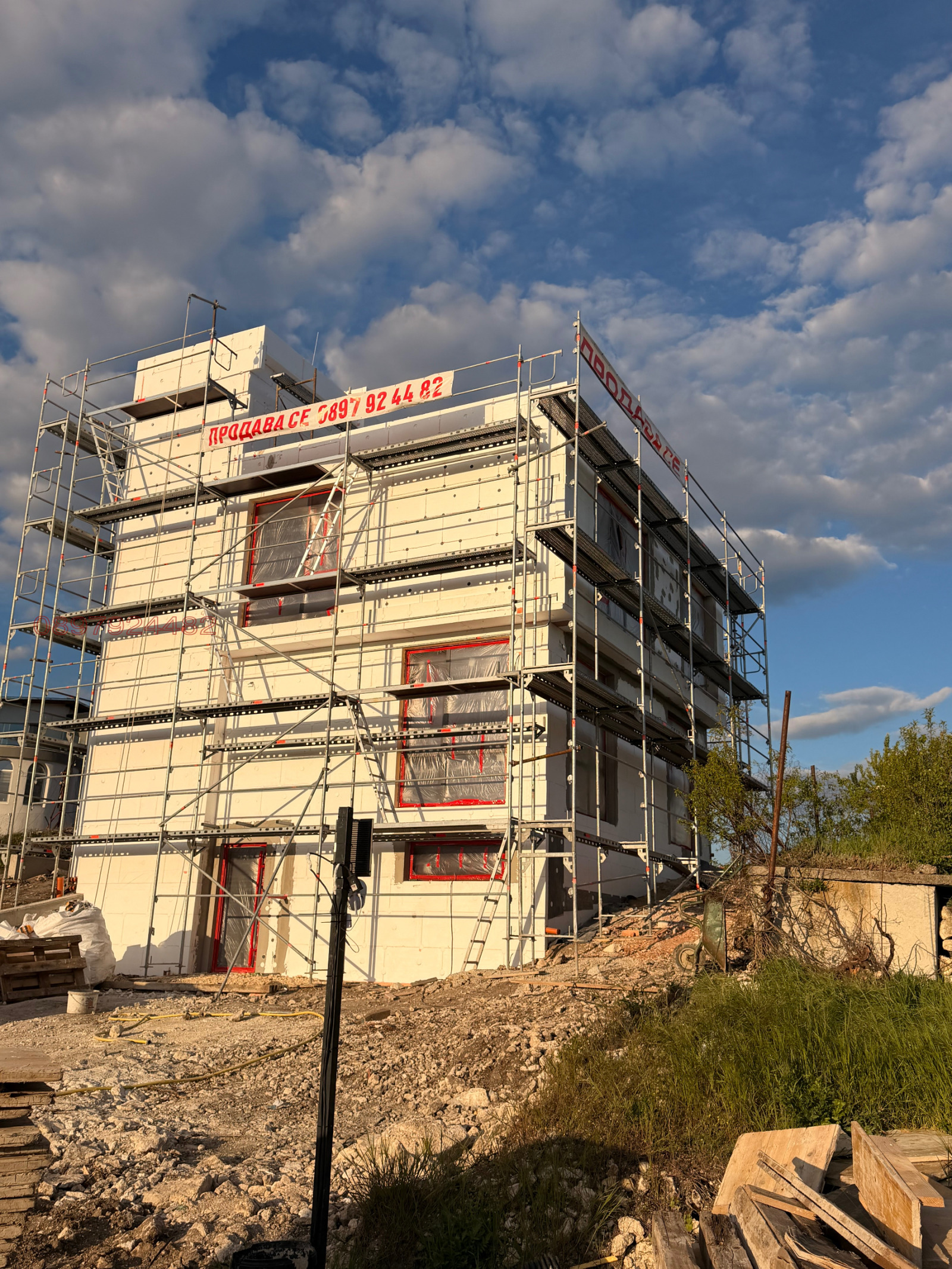 Продава КЪЩА, гр. Варна, м-т Горна Трака