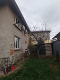 Продава КЪЩА, гр. Перник, Ралица, снимка 2