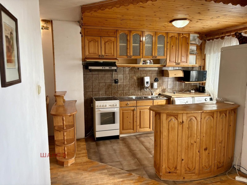 Продава 4-СТАЕН в град Варна, Цветен квартал - 95 кв.м / 229 000 € » 447 885.07 лв., ШАНС 2