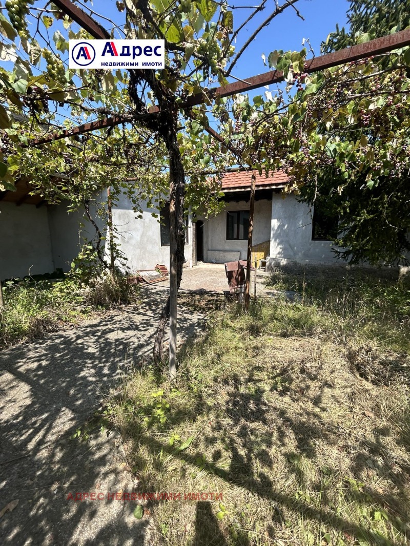 Продава КЪЩА, с. Къпиново, област Велико Търново, снимка 7 - Къщи - 40341419