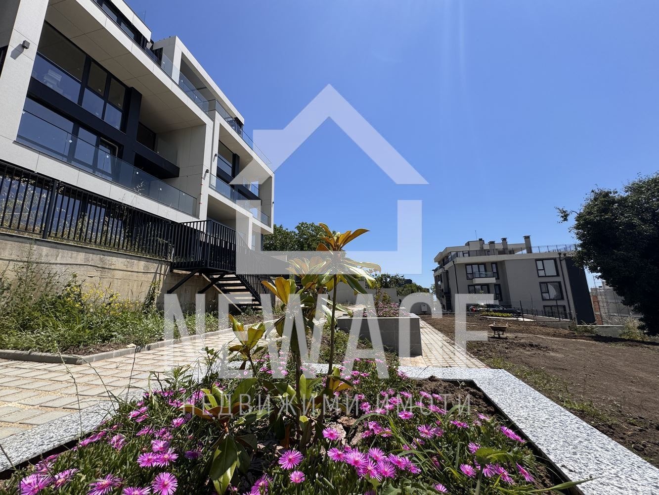 Продава 2-СТАЕН, гр. Варна, Бриз, снимка 2 - Апартаменти - 55011073