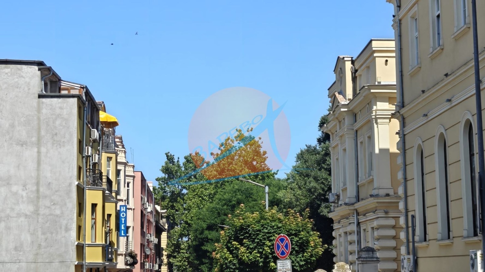 Продава 2-СТАЕН, гр. Бургас, Център, снимка 2 - Апартаменти - 55771437