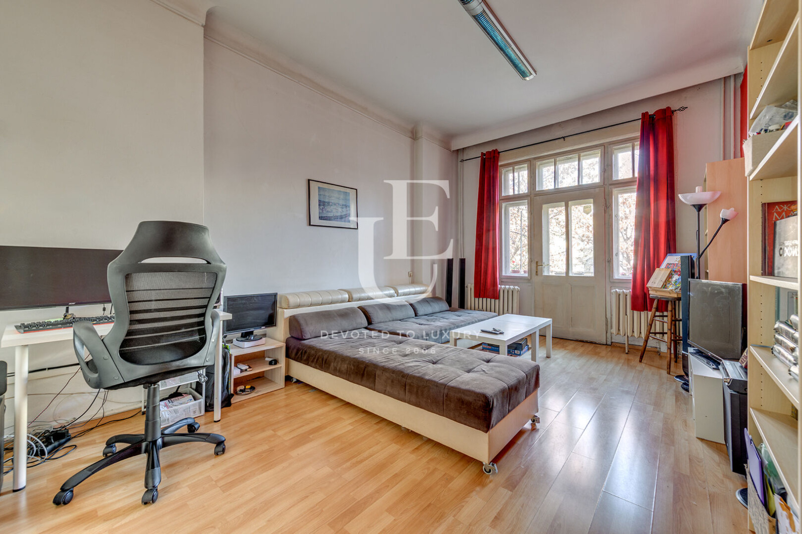 Продава МНОГОСТАЕН, гр. София, Център, снимка 9 - Апартаменти - 54732066