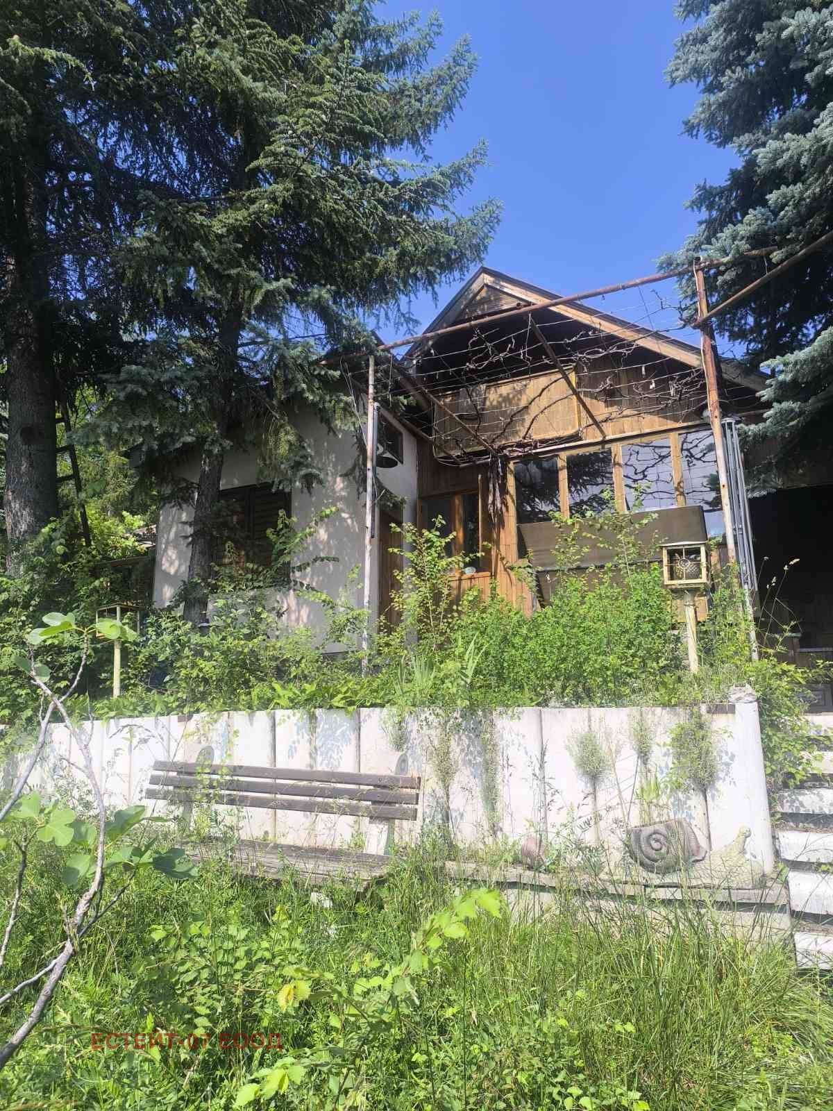 Продава ВИЛА, с. Храбрино, област Пловдив