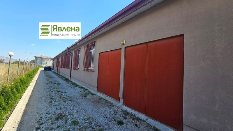 Продава ФАБРИКА/ЗАВОД в област София, гр. Божурище - 631 кв.м / 799 999 € » 1 564 662.04 лв., ЯВЛЕНА ЦЕНТРАЛЕН ОФИС