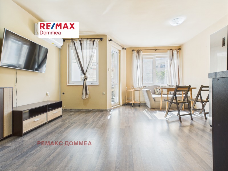 Продава  3-стаен град Варна , Спортна зала , 100 кв.м | 32154189 - изображение [2]