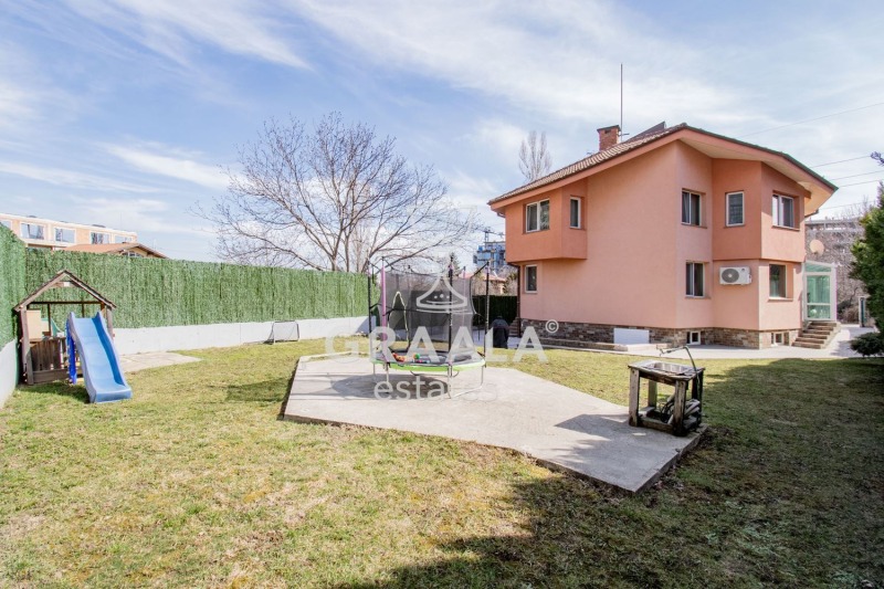 Til salgs  Hus Sofia , Krastova vada , 528 kvm | 64742012