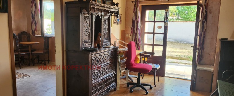 Продава КЪЩА, град София, гр. Банкя • 600000 € • 57034846 — Holmes.bg
