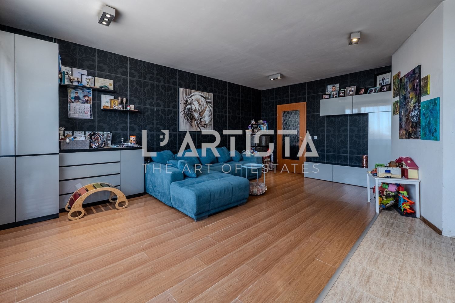 Продава 3-СТАЕН, гр. София, Карпузица, снимка 2 - Апартаменти - 54107118