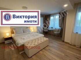 Studio Zentar, Weliko Tarnowo