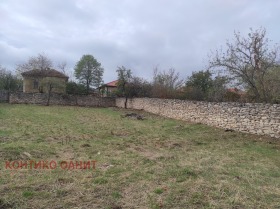 Plot Karlukovo, region Lovech 1