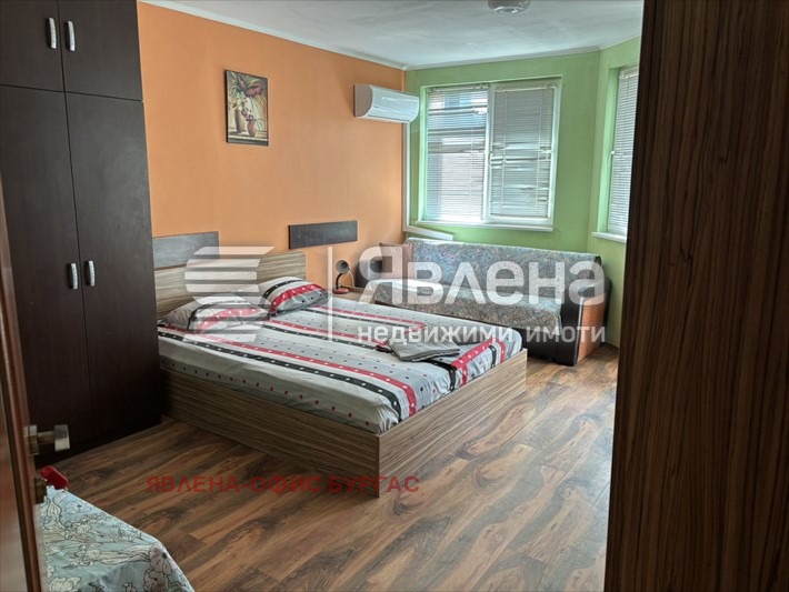 Продаја  2 спаваће собе Бургас , Центар , 100 м2 | 23192667