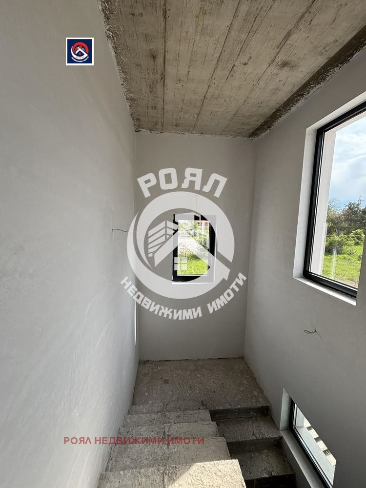Продава КЪЩА, с. Бенковски, област Пловдив, снимка 10 - Къщи - 54273450