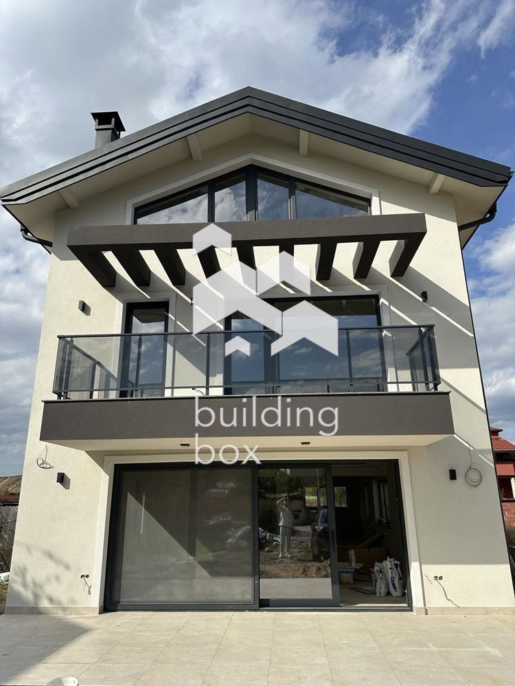 Продава  Къща град София , Враждебна , 366 кв.м | 75430118